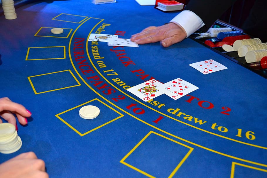 Finding AvideoPoker Bug Made These Guys Rich-Then Vegas Made Them Pay